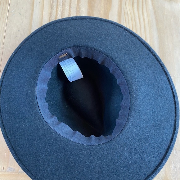 Free People Wide Brimmed Wool Hat - Picture 3 of 4